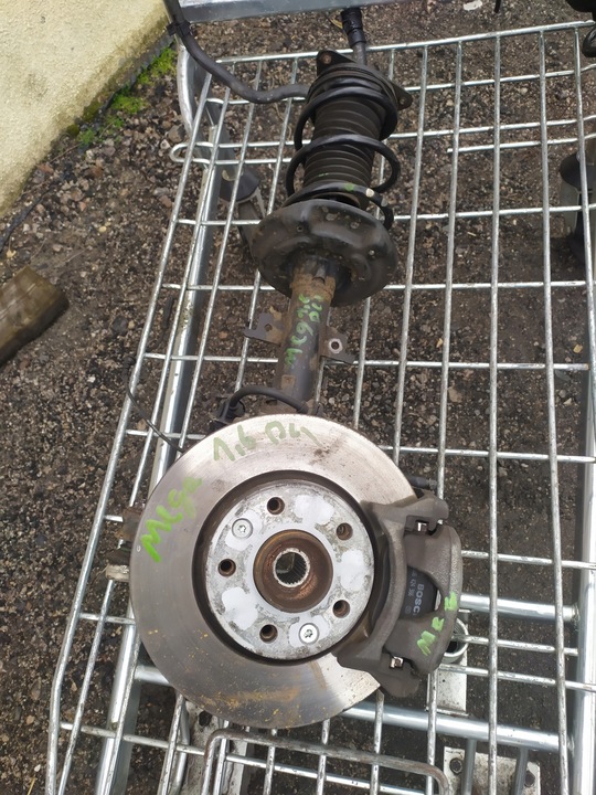 фото №1, Підвішування перед 1.5 dci поворотна опора megane iv