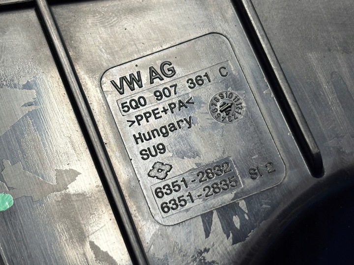 фото №9, Коробка корпус предохранителей оригинал audi a3 8v 5q0907361c oem