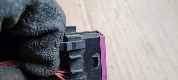 фото №6, A4 b8 a5 штекер гніздо obd 3a0972695a a5 8w q5 a4 b9 a4 b8 q5