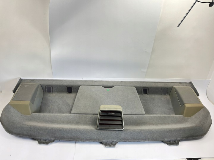 фото №1, Третє світло сплав mercedes w124 sedan оригінал полиця kpl 0008201049