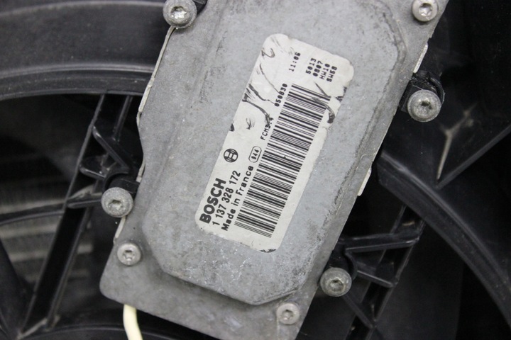 фото №7, Vw touareg i 2.5 d 02r- pas переднє радіатор комплект