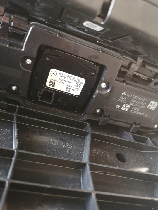 фото №5, Mercedes w213 панель середній перемикач манометр