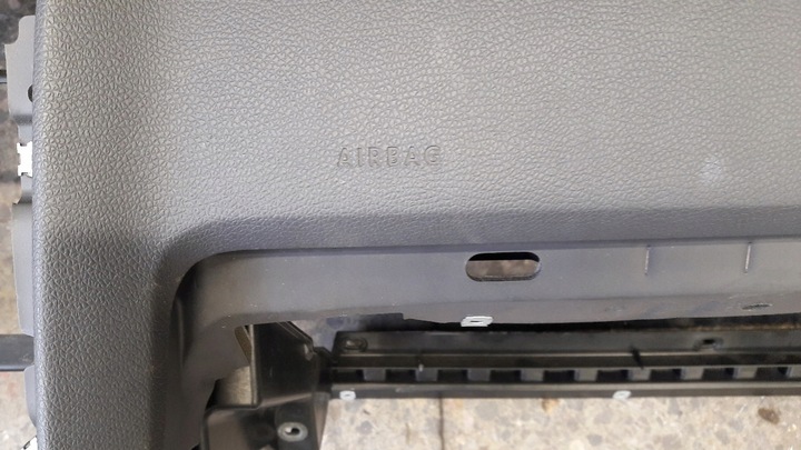 фото №8, Консоль панель golf v