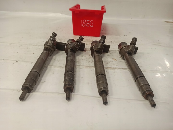 фото №13, Mercedes 2.2 d cdi инжектор 0445110035 a6130700187