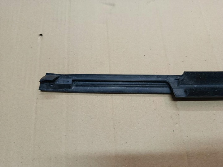 фото №6, Ford mustang mach-e планка накладка стёкла дверь левый зад чёрная