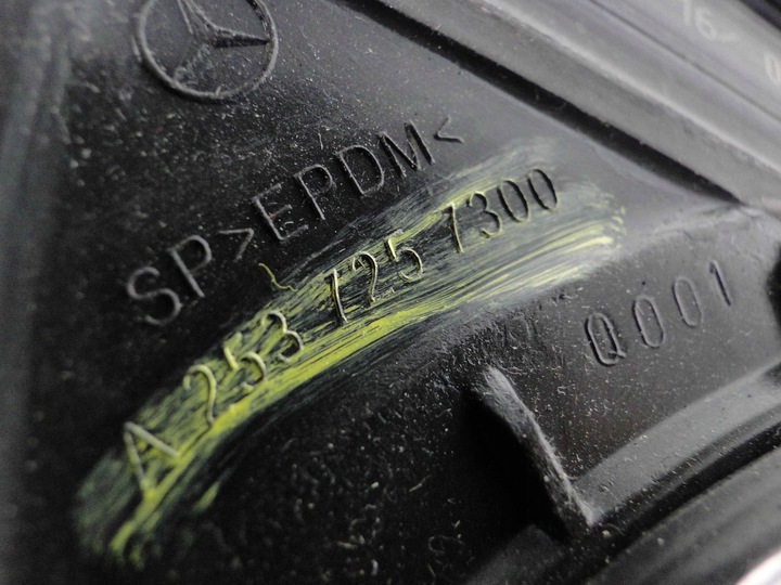 фото №9, Mercedes glc x253 253 прокладка стёкла левый перед