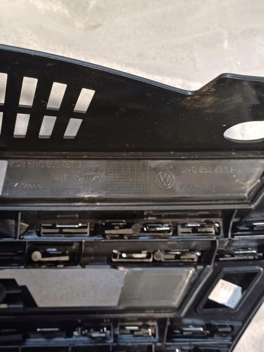 фото №13, Решітка решітка радіатора vw tiguan 5n0 рестайлінг r-line 5n0853651j