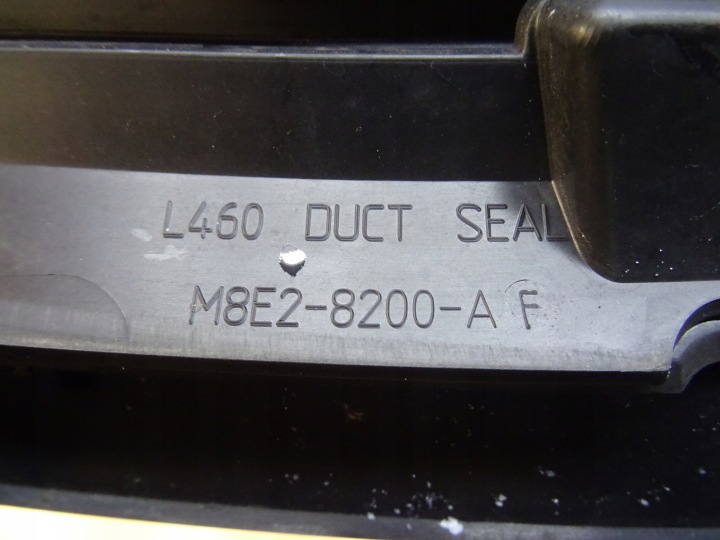 фото №12, Range rover l460 решётка радиатора m8e2-8200-af m8e28200af