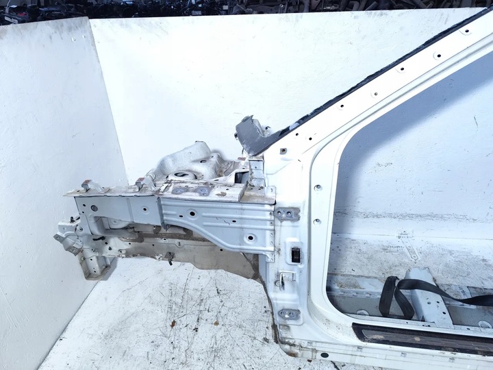 фото №9, Ssangyong tivoli четверть передняя левый 2018 suv 4/5dr белый 15-24 дизель