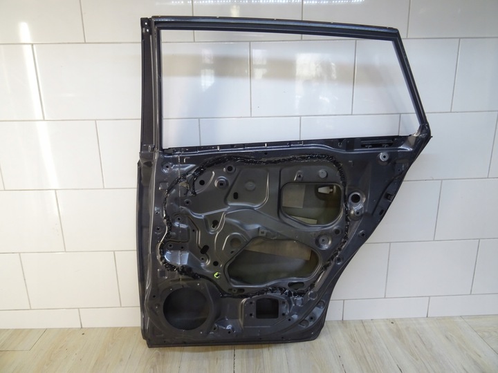 фото №9, Двері зад задні праві toyota avensis t27 t29 універсал llu