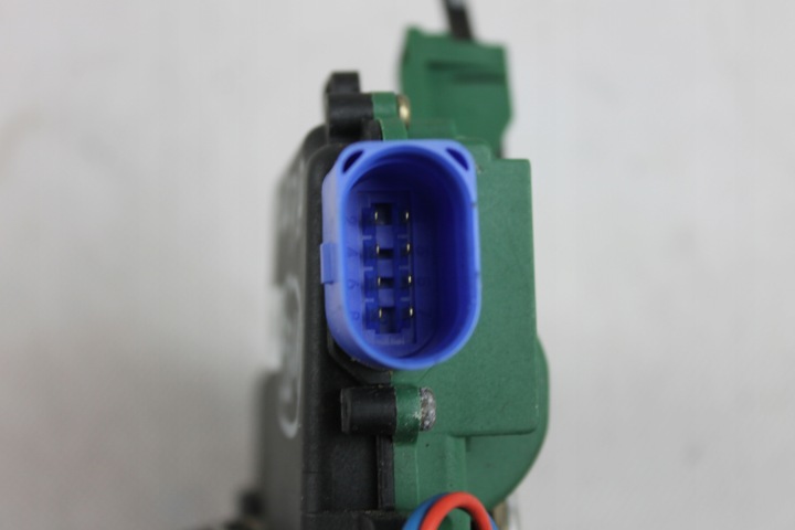 фото №8, Замок праве перед передній двері vw polo 9n_ skoda seat 3b1837016bq