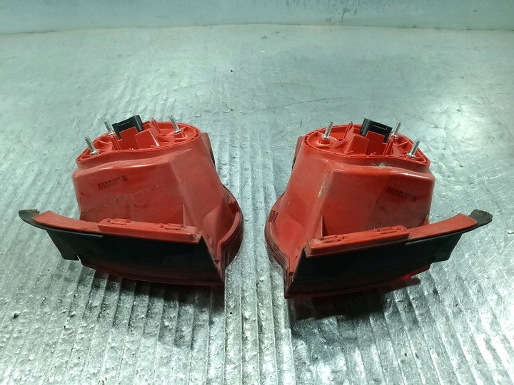 фото №8, Лампы зад комплект vw passat b6 3c5945096c 3c5945095c sedan