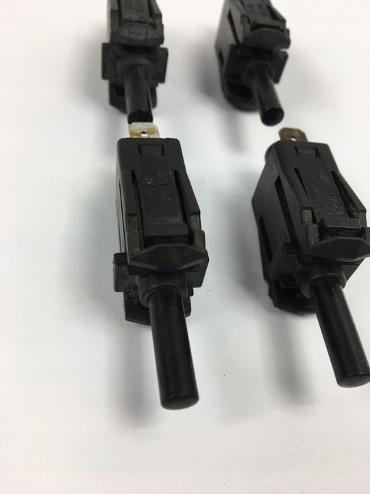 фото №9, Датчики концевой выключатель mercedes w124 купе sedan универсал 0015458714 w201 190 w126