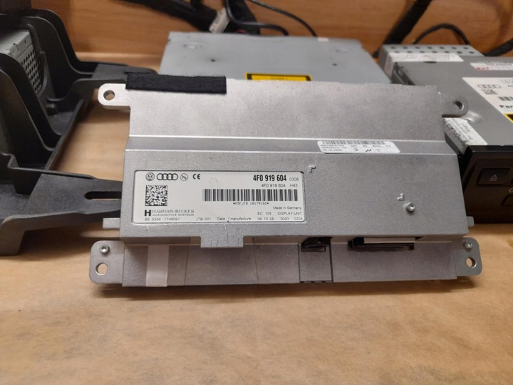 фото №6, Audi a6 c6 рестайлинг навигация комплект европа радио mmi 4f0035056 4e0035666