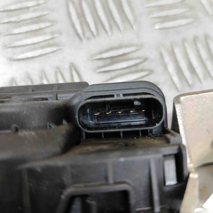 фото №10, Замок крышки багажника mercedes-benz eqs v297 a0999067103 29266018 245kw