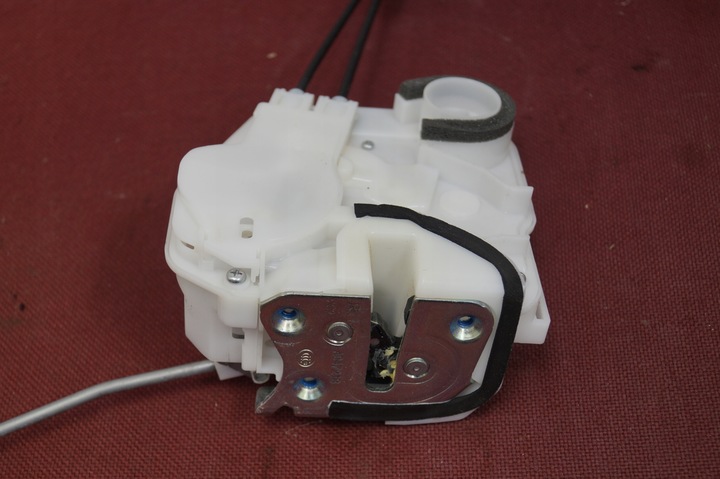 фото №4, Замок двері праві перед 5pin mitsubishi asx 10-21r