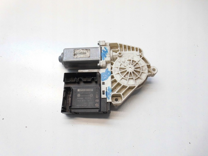 фото №1, Двигунчик скла 1k0959792l octavia ii golf v праві