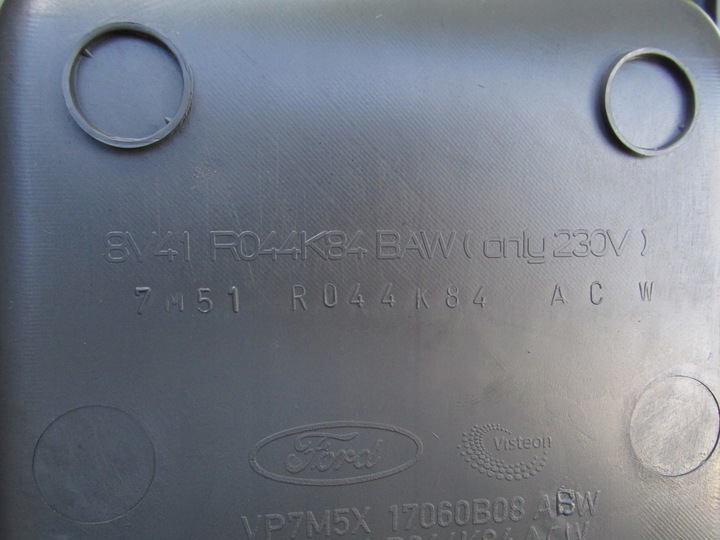 фото №5, Защита туннеля зад гнездо прикуривателя kuga mk1