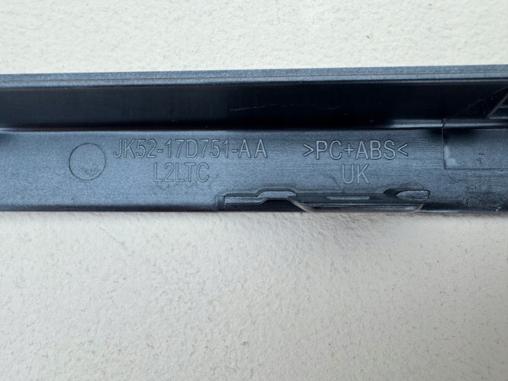 фото №12, Land rover vogue l405 молдинг бампера перед нижня jk52-17d751-aa