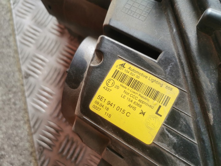 фото №6, Лампа лівий перед skoda octavia iii рестайлінг оригінальний номер 5e1941015c