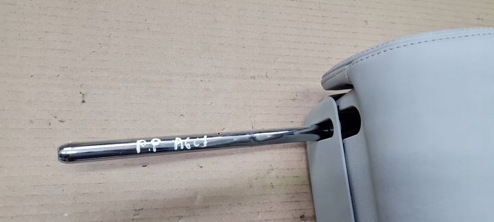 фото №6, A6 c7 eg рестайлінг підголівник сидіння лівий праві срібний місяць шкіра 4g8881901ad