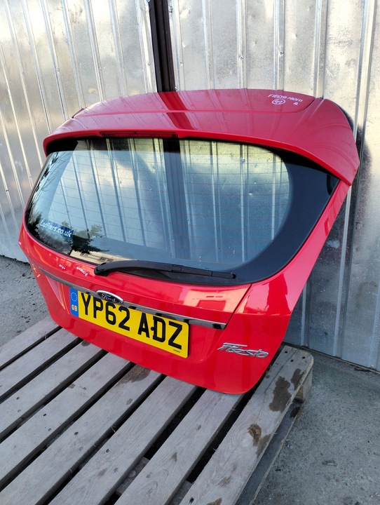 фото №10, Крышка багажника ford fiesta mk7 vii годы 2008-2012 красная 3d 3 дверь