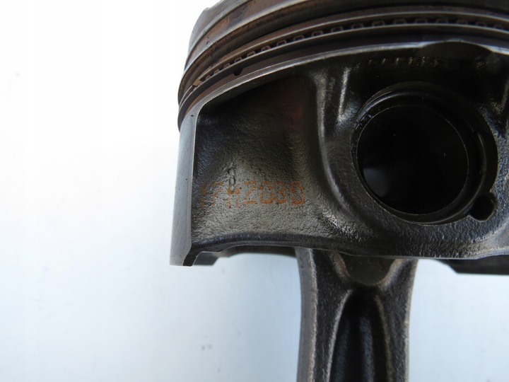 фото №11, Поршень + шатун b4204t7 volvo s60 ii v60 i xc60 i 2.0 t5