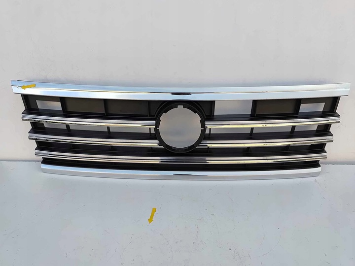 фото №1, Volkswagen touareg iii 18- решётка радиатора решётка бампера перед новая оригинальный номер 4157