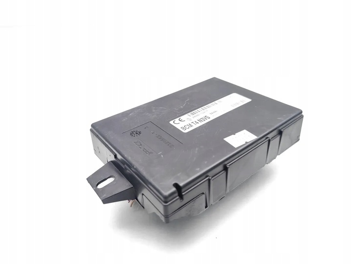 фото №11, Dacia duster блок керування / модуль комфорту 1.6 sce 115 бензин 84kw 115 hp