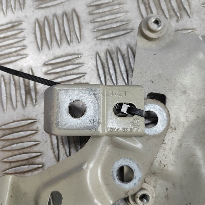 фото №7, Skoda kamiq 2020 перед сторона левая держатель / крепление крыльев передней