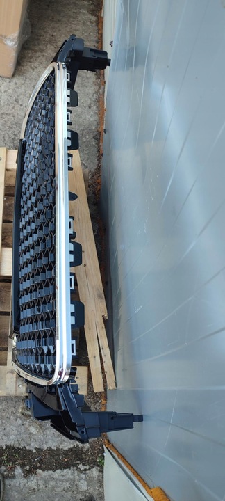 фото №6, Решётка радиатора решётка audi a5 s5 b8 8t 03.2007r - 10.2011r дорестайлинг pod pdc хром