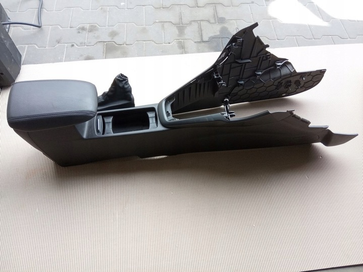 фото №7, Ford focus mk3 рестайлинг 15-18- туннель подлокотник kpl.