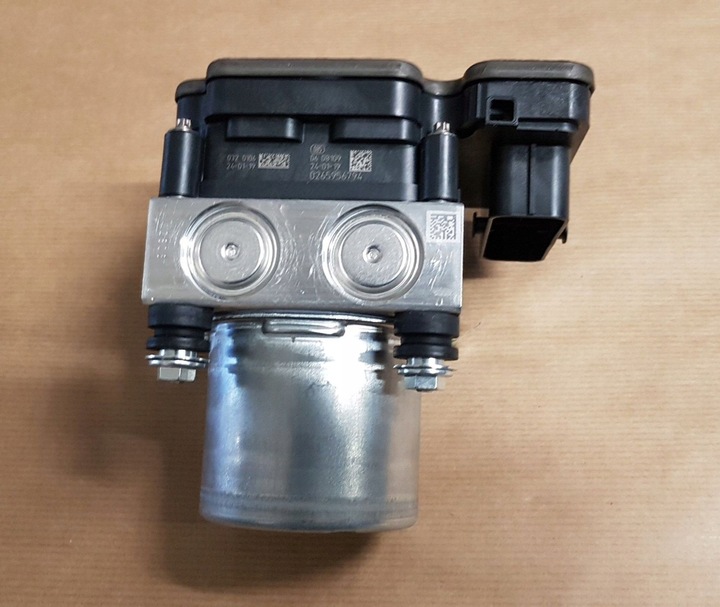 фото №2, Насос гальмівна abs r clio v 1.5dci