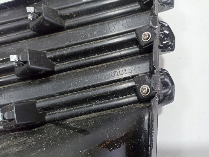 фото №3, Subaru forester v рестайлінг решітка рамка галоген ліва