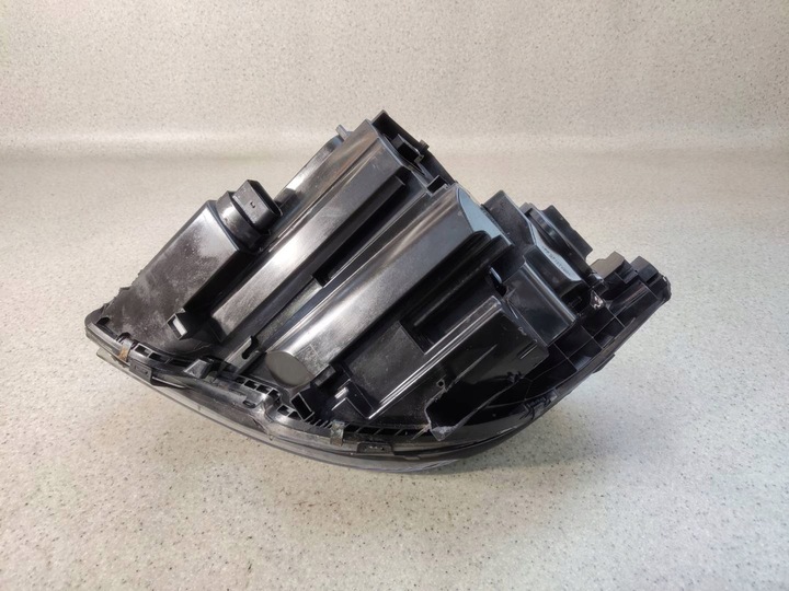 фото №7, Лампа права праві перед led mercedes cls w218 c218