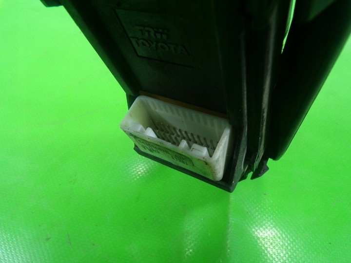 фото №8, Toyota corolla e12 панель управление переключатель стекло 54035093