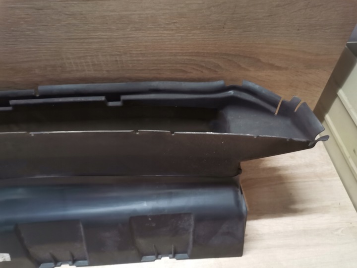 фото №8, Кермо впуск повітря volvo v40 ii 1.6 d2 14- 31323114