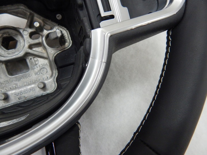 фото №11, Volvo xc90 v90 xc60 v60 - кермо r-design bdb