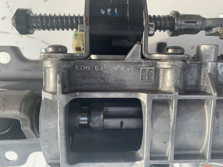 фото №10, Tesla модель 3 2021 рестайлінг колонка кермова 1044811-00-h комплектна usa