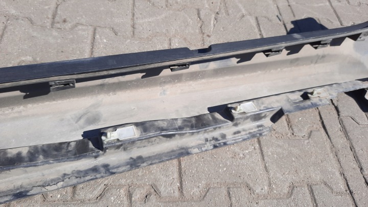 фото №11, Молдинг пороговая правая 31290542 volvo v40 ii cc