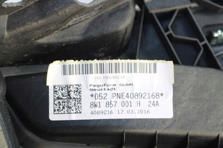 фото №8, Audi a4 a5 консоль торпедо раздаточная 8w1857001h капот pulpit 8w1857001h cz