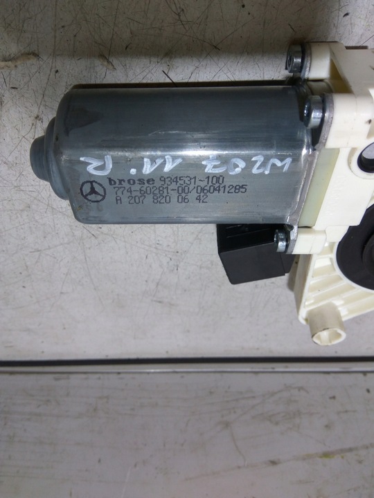 фото №6, Двигунчик скла двері лівий amg gt 190 a2078200642