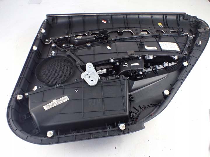 фото №5, Обивка дверь левый зад hyundai i40 универсал 83370-3z000