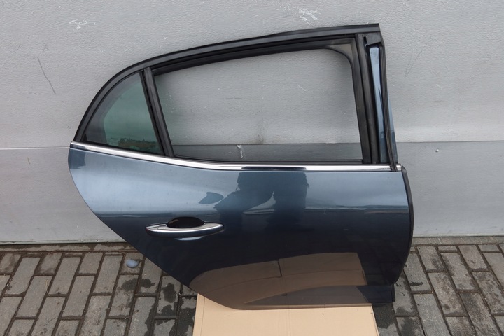 фото №1, Двері правий зад megane iv без гідропідсилювача скла i планки
