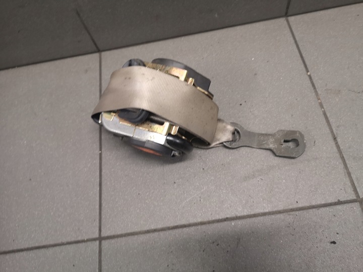 фото №1, Pas безопасности левый перед a8 d2 4d0857705q