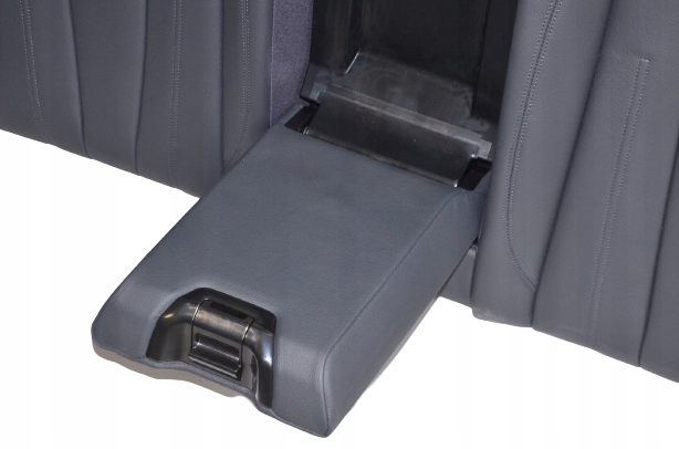 фото №8, Audi a4 8w чёрная кожа комплект сидений обшивки