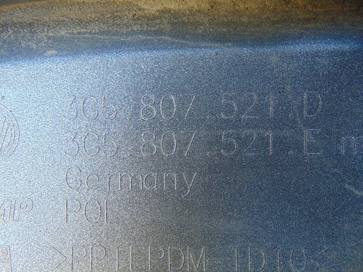 фото №15, Накладка бампера зад vw passat b8 3c5807521d