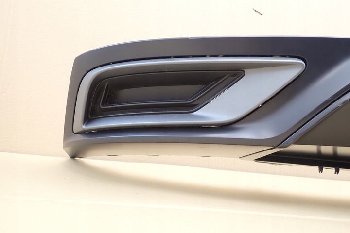 фото №8, Audi q8 s-line спойлер диффузор зад задний бампер 4m8807568 4m8807521c