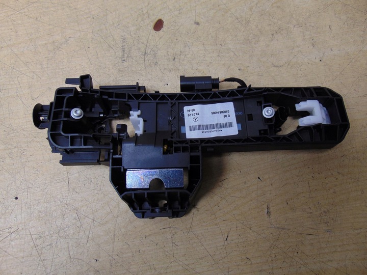 фото №8, Кронштейн крепление ручка mercedes w204