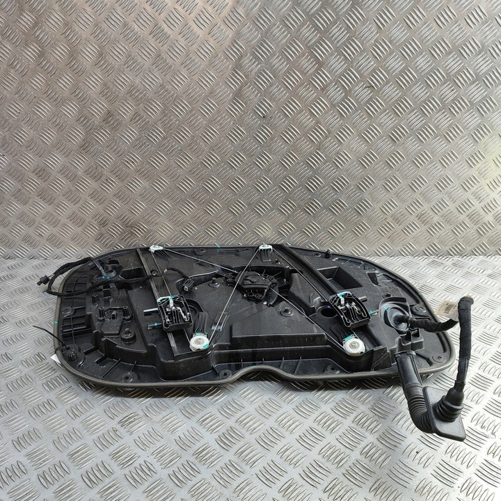 фото №6, Polestar 2 2023 перед сторона правая электрический подъемник стекла дверь